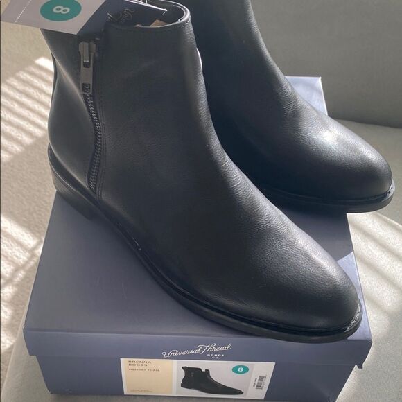Women's Brenna Ankle Boots with Memory Foam Insole Universal Thread Black 8 NIB - Picture 5 of 5